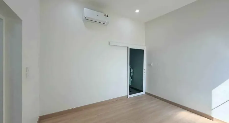 出售 和 出租 4 卧室 独立屋 在 Mueang Chiang Mai, Chiang Mai