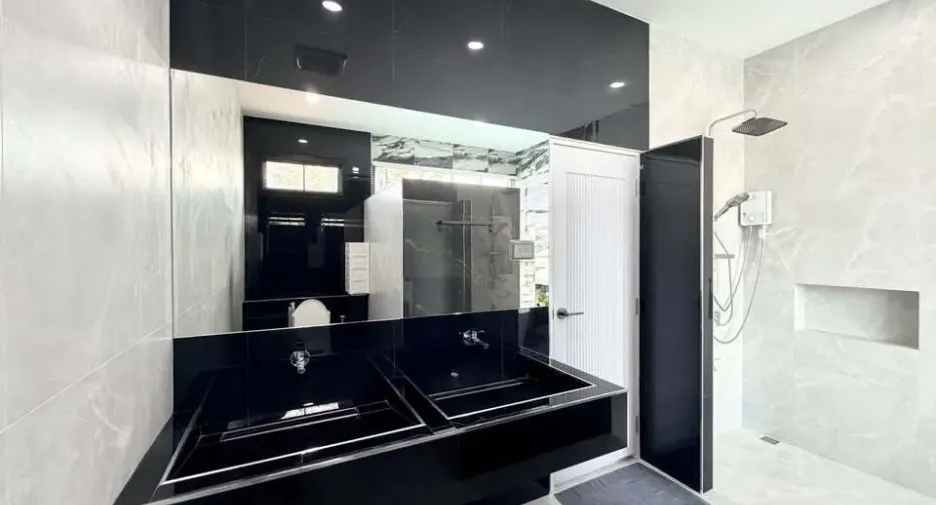 出售 和 出租 4 卧室 独立屋 在 Mueang Chiang Mai, Chiang Mai