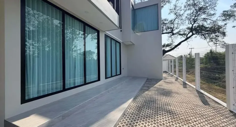 出售 和 出租 4 卧室 独立屋 在 Mueang Chiang Mai, Chiang Mai