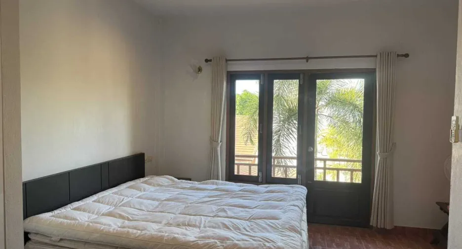 For rent 1 bed townhouse in Hua Hin, Prachuap Khiri Khan