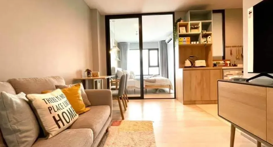 Wohnung zur Miete mit 1 Zimmer in Pathum Wan, Bangkok
