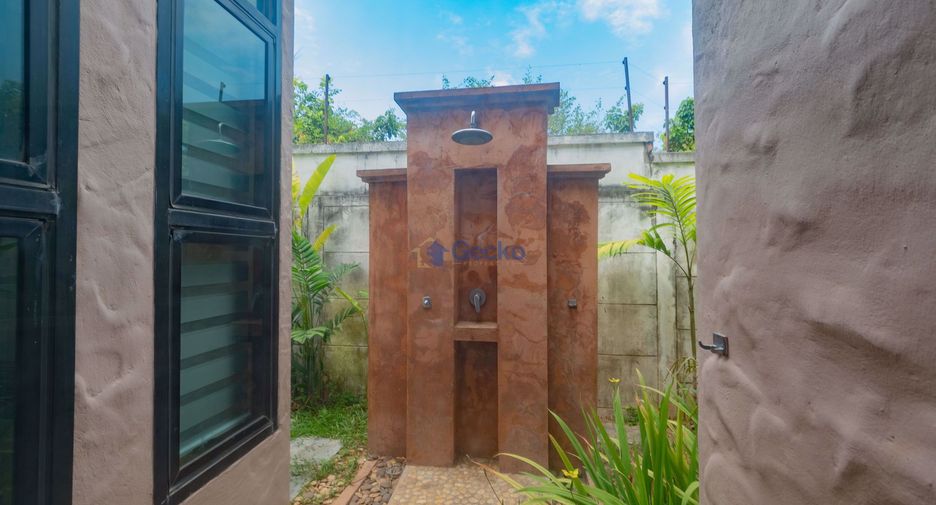 Haus zur Miete und zum Kauf mit 4 Zimmer in Bang Lamung, Chonburi