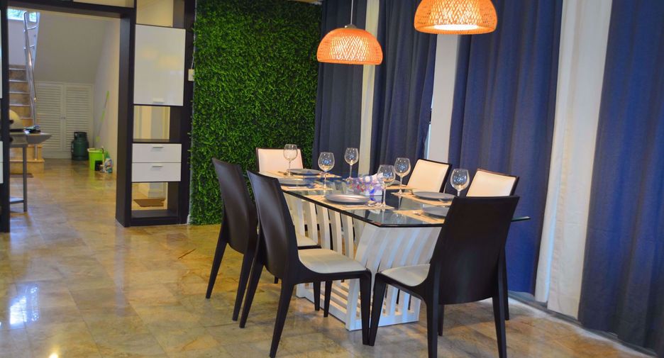Haus zur Miete mit 3 Zimmer in Sattahip, Chonburi
