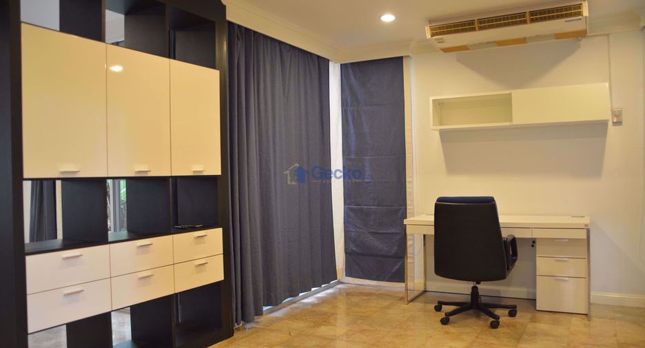 Haus zur Miete mit 3 Zimmer in Sattahip, Chonburi