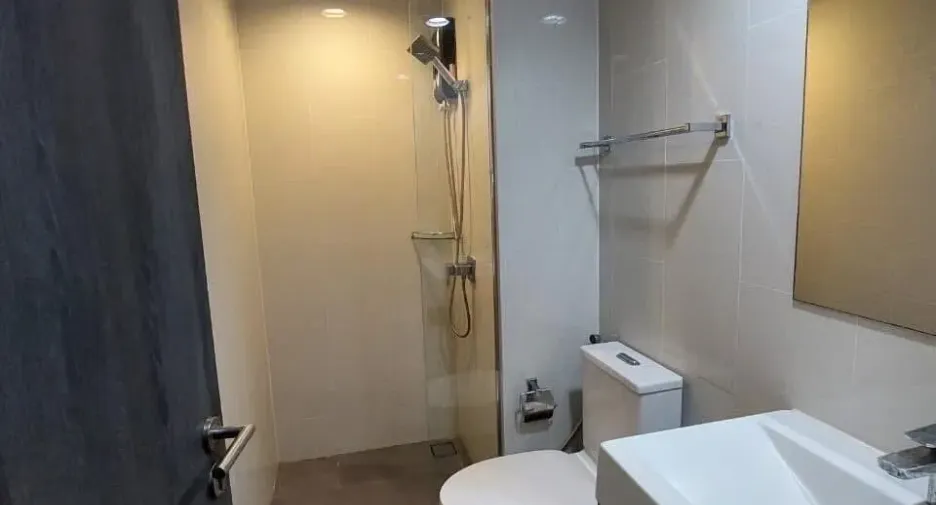 For rent 2 bedrooms condo in Chatuchak, Bangkok