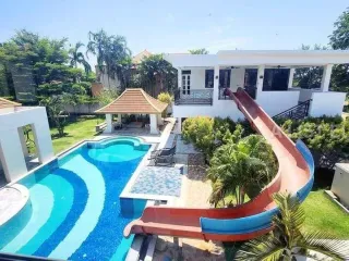 For rent 8 bedrooms house in Bang Lamung, Chonburi