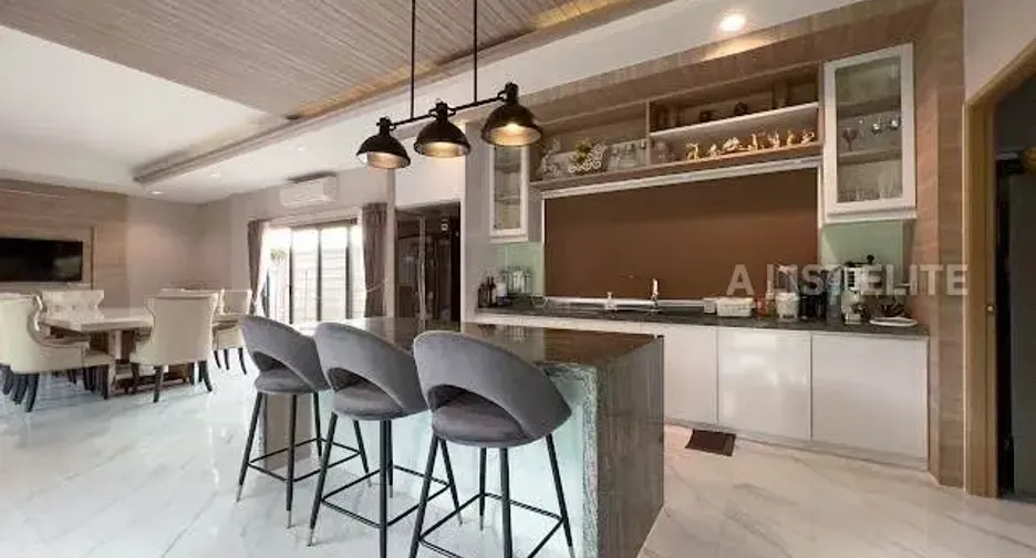 For rent 3 bedrooms house in Bang Lamung, Chonburi