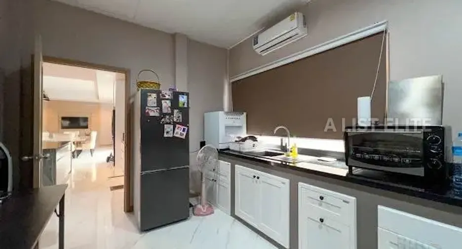 For rent 3 bedrooms house in Bang Lamung, Chonburi