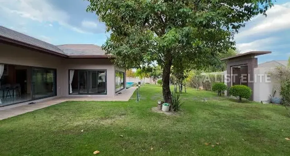 For rent 3 bedrooms house in Bang Lamung, Chonburi