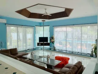 Haus zur Miete mit 5 Zimmer in Bang Lamung, Chonburi