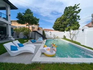 Haus zur Miete mit 7 Zimmer in Bang Lamung, Chonburi