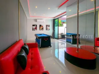 Haus zur Miete mit 7 Zimmer in Bang Lamung, Chonburi