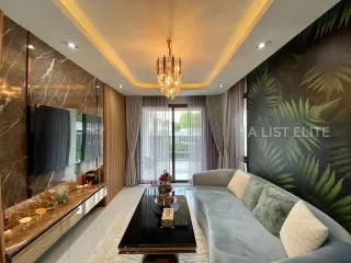 Haus zur Miete mit 5 Zimmer in Bang Lamung, Chonburi