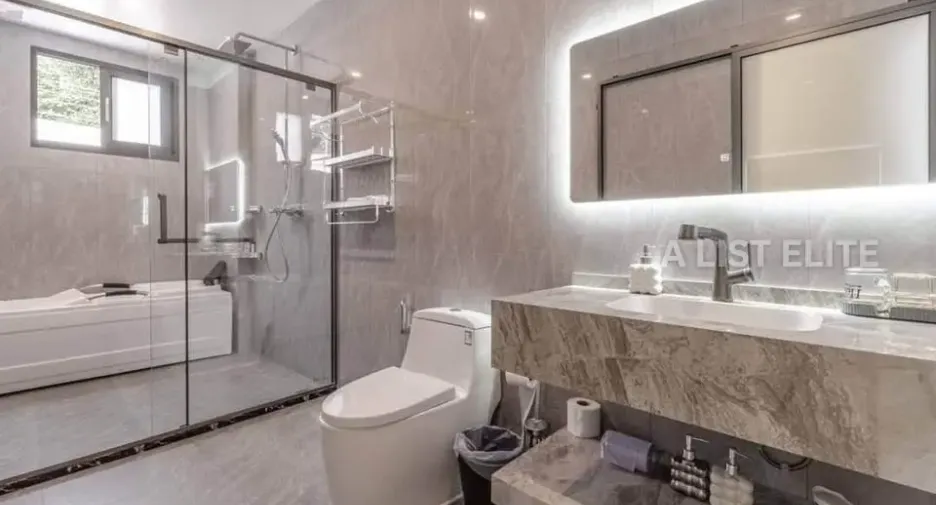 For rent 6 bedrooms house in Bang Lamung, Chonburi