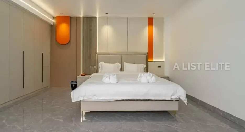 For rent 6 bedrooms house in Bang Lamung, Chonburi