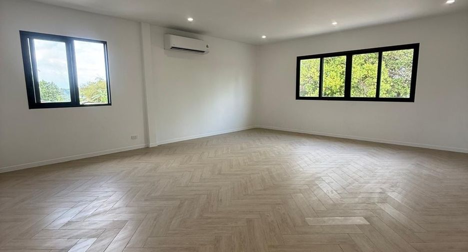 For sale 5 bedrooms villa in Thalang, Phuket