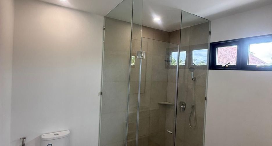 For sale 5 bedrooms villa in Thalang, Phuket