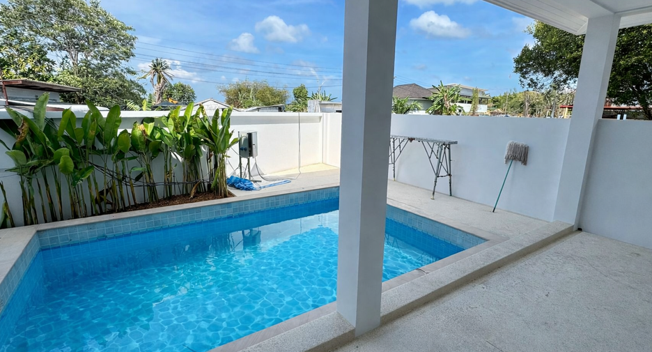 For sale 5 bedrooms villa in Thalang, Phuket