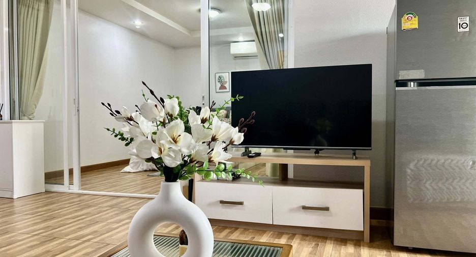For rent 1 bed condo in Huai Khwang, Bangkok