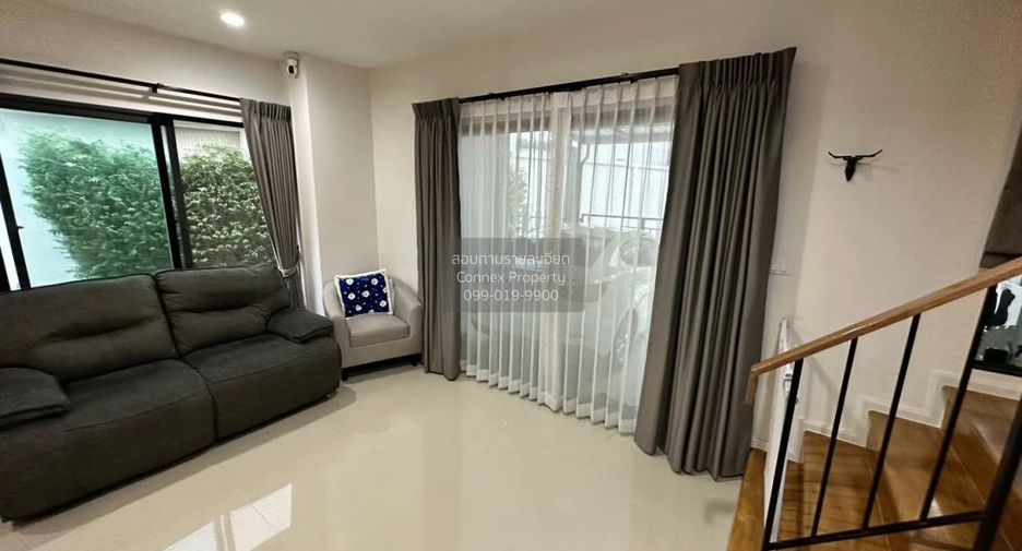 For sale 3 bedrooms townhouse in Nong Khaem, Bangkok