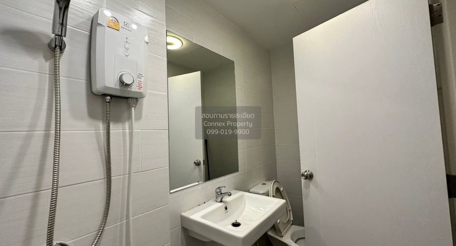 For sale 3 bedrooms townhouse in Nong Khaem, Bangkok