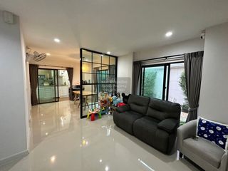 出售 3 卧室 联排别墅 在 Nong Khaem, 曼谷