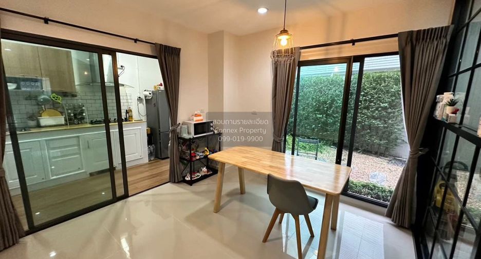 For sale 3 bedrooms townhouse in Nong Khaem, Bangkok
