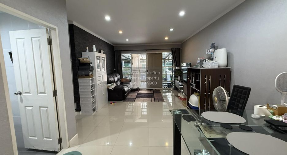 Reihenhaus zum Kauf mit 3 Zimmer in Lak Si, Bangkok