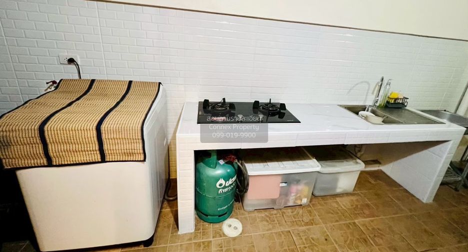 For sale 4 bedrooms townhouse in Bueng Kum, Bangkok