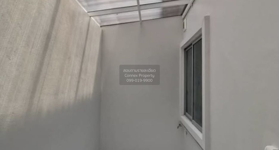 For sale 3 bedrooms townhouse in Bueng Kum, Bangkok