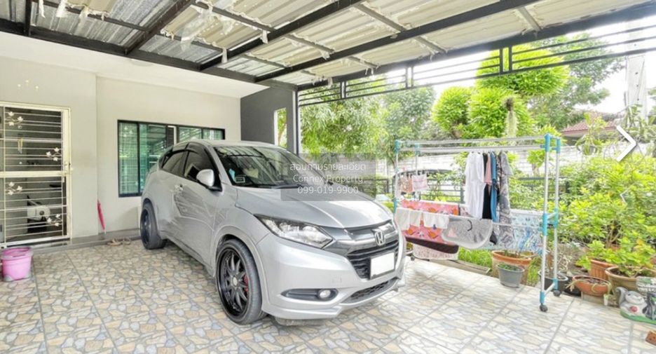 For sale 3 bedrooms townhouse in Don Mueang, Bangkok