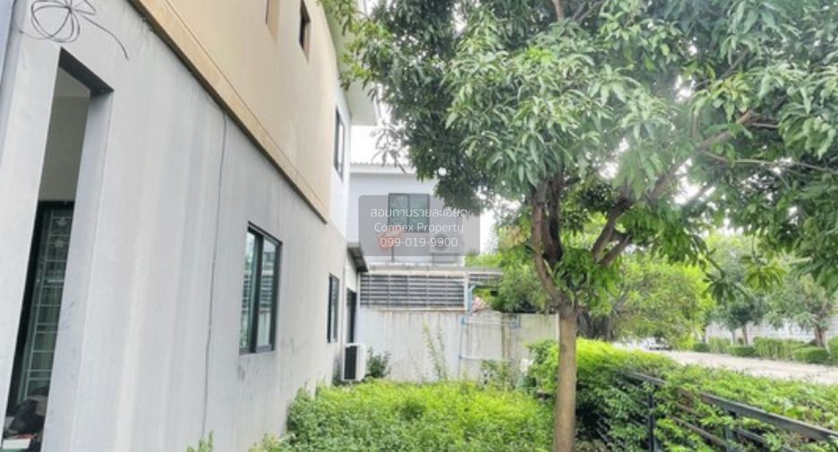 For sale 3 bedrooms townhouse in Don Mueang, Bangkok