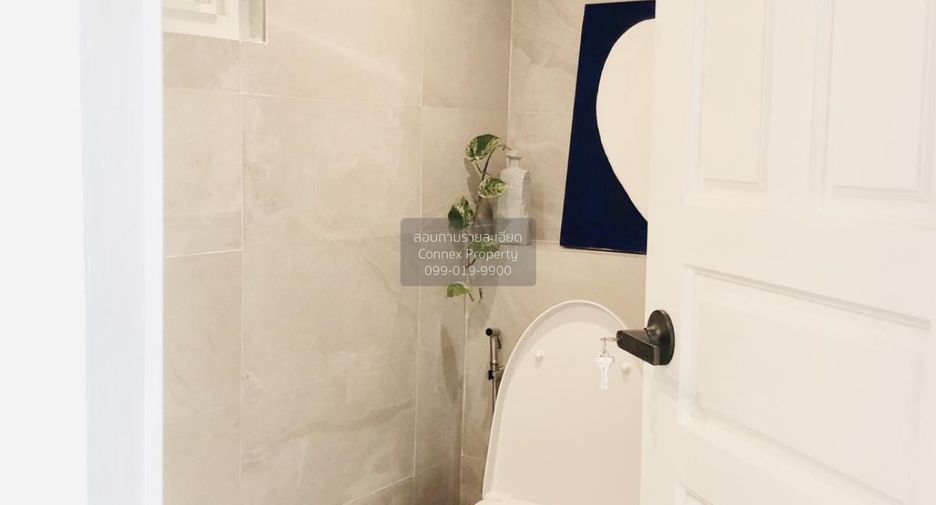 For sale 2 bedrooms condo in Watthana, Bangkok