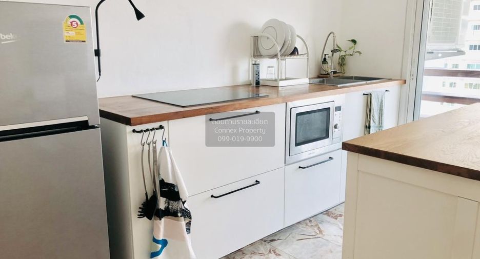 For sale 2 bedrooms condo in Watthana, Bangkok