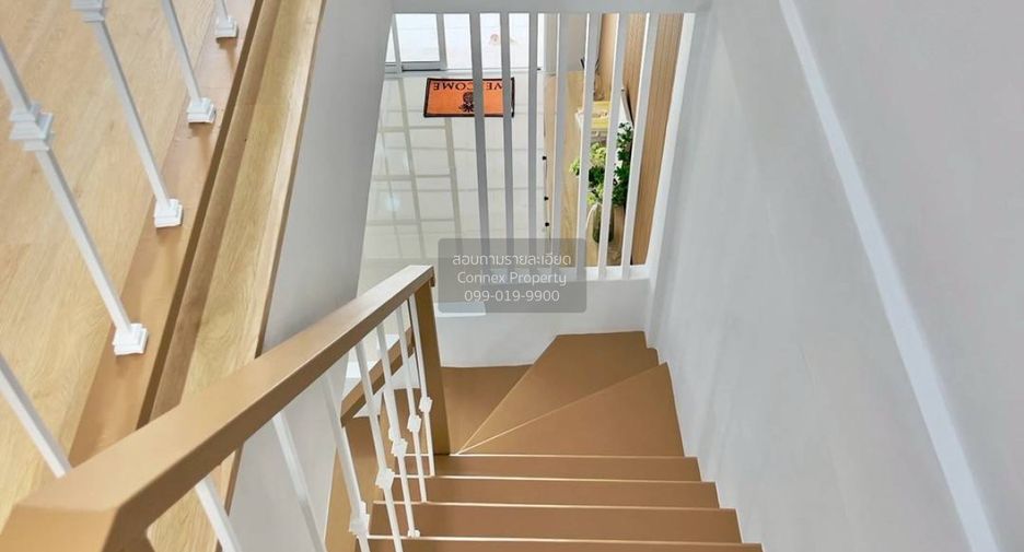 For sale 3 bedrooms townhouse in Khlong Sam Wa, Bangkok