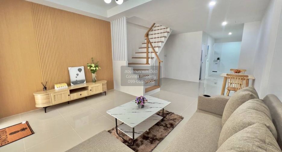 For sale 3 bedrooms townhouse in Khlong Sam Wa, Bangkok
