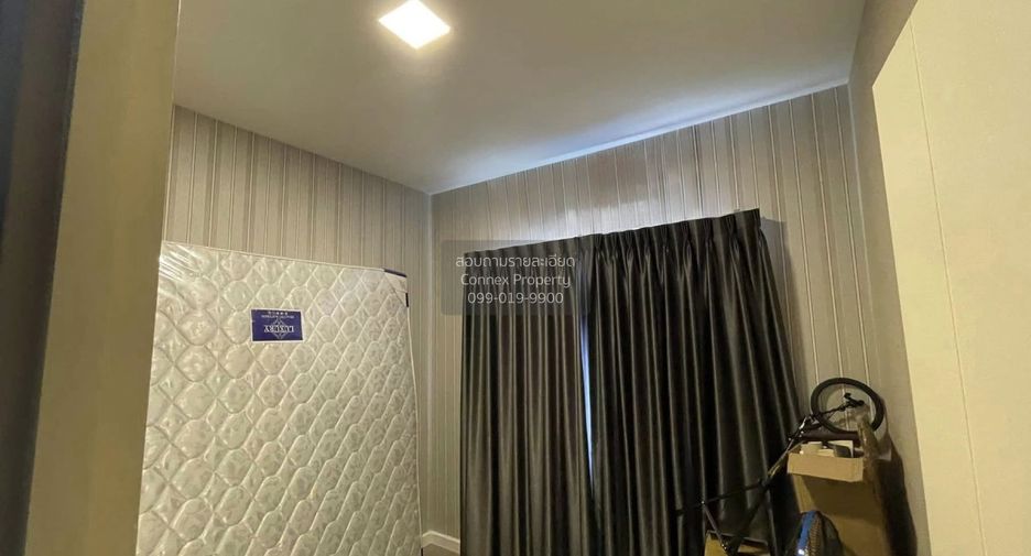 For sale 3 bedrooms townhouse in Phasi Charoen, Bangkok