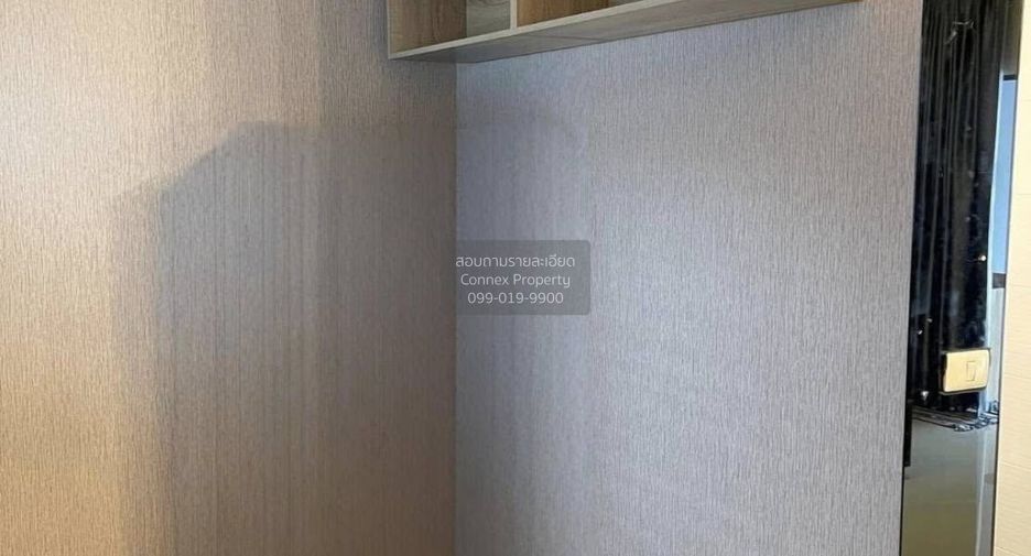 For sale 3 bedrooms townhouse in Phasi Charoen, Bangkok