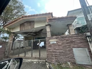 For sale 4 bedrooms house in Khlong Sam Wa, Bangkok