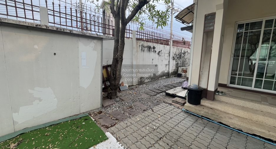 For sale 4 bedrooms house in Khlong Sam Wa, Bangkok