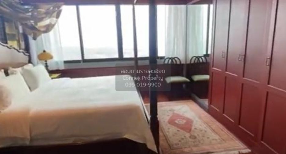 For sale 3 bedrooms condo in Yan Nawa, Bangkok