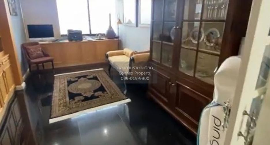 For sale 3 bedrooms condo in Yan Nawa, Bangkok