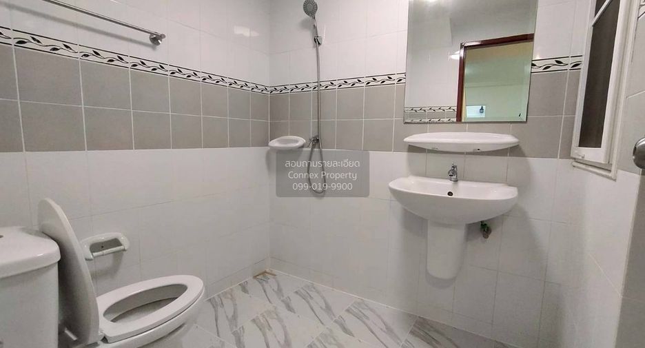 Haus zum Kauf mit 4 Zimmer in Bang Bua Thong, Nonthaburi