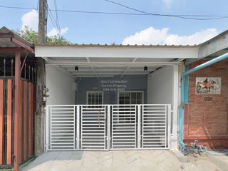 For sale 2 bedrooms townhouse in Thanyaburi, Pathum Thani