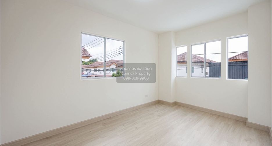 Reihenhaus zum Kauf mit 3 Zimmer in Mueang Nonthaburi, Nonthaburi