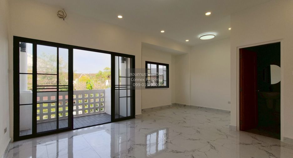 For sale 3 bedrooms townhouse in Bueng Kum, Bangkok