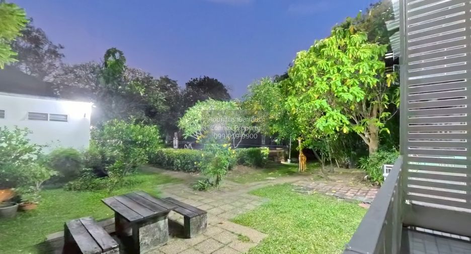 For sale 3 bedrooms townhouse in Bueng Kum, Bangkok