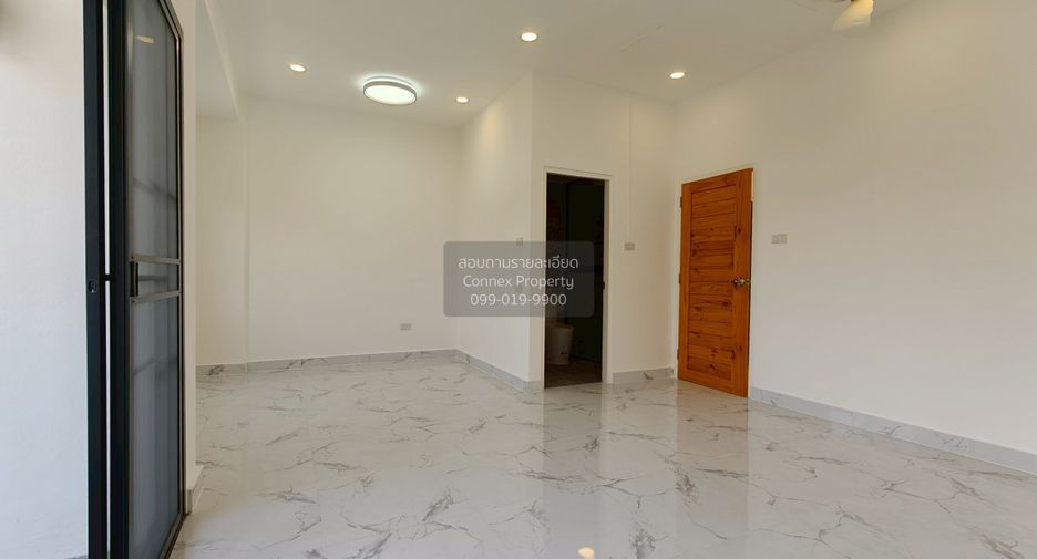 For sale 3 bedrooms townhouse in Bueng Kum, Bangkok