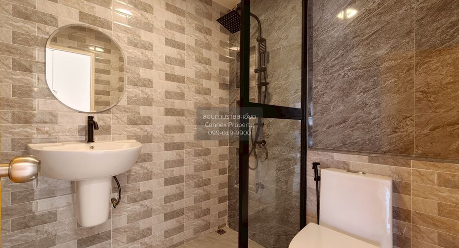 For sale 3 bedrooms townhouse in Bueng Kum, Bangkok