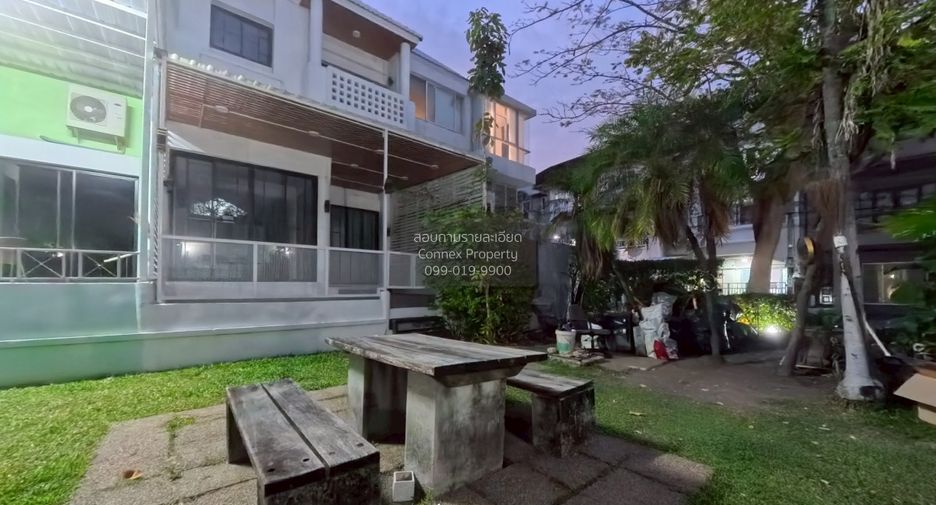 For sale 3 bedrooms townhouse in Bueng Kum, Bangkok